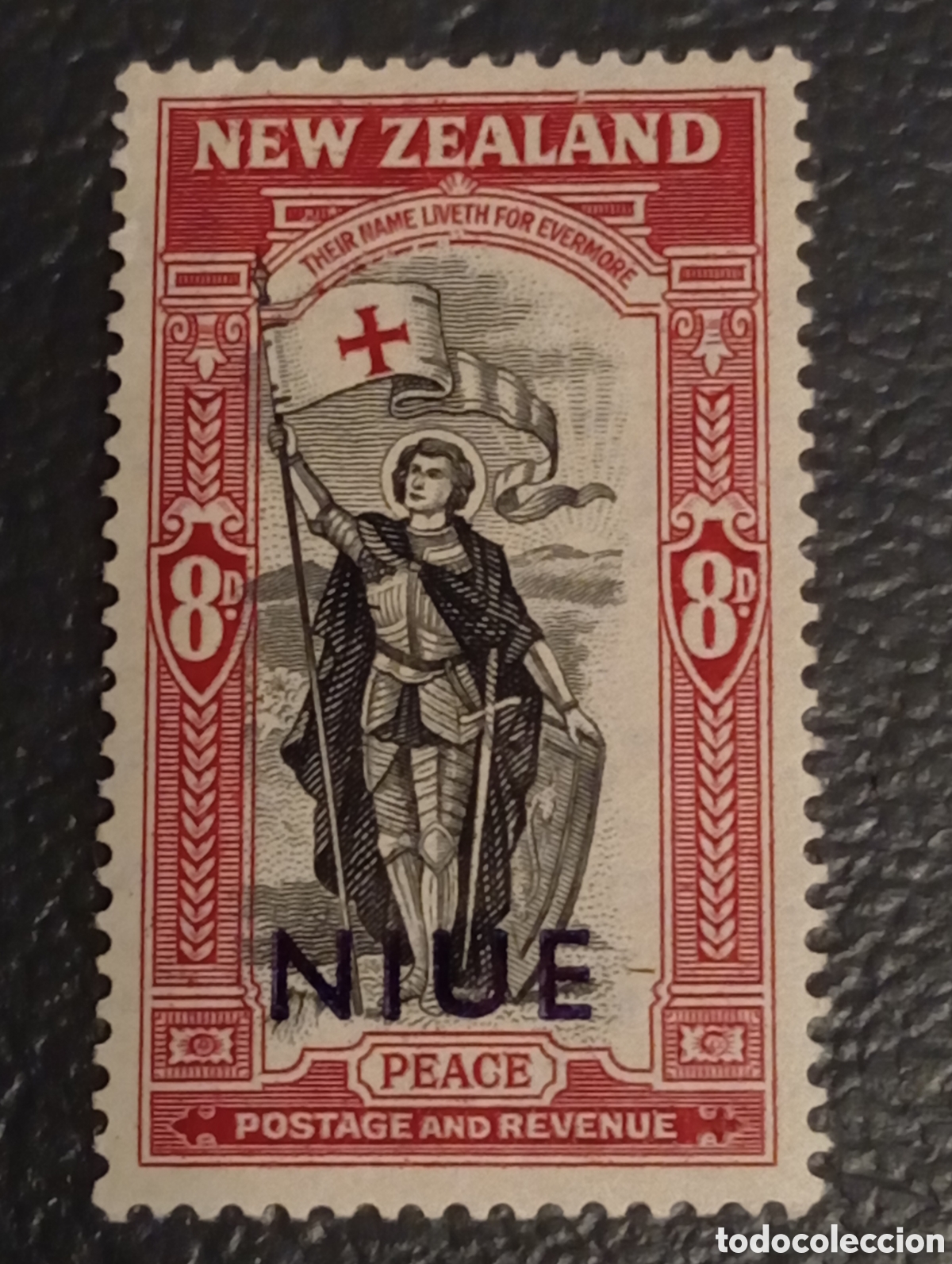 Sellos: Niue 1946 - Sello Paz 8d Sobreimpreso - Cat&aacute;logo Scott #91 (SG #101) MNH