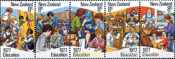 Sellos: 220592 HINGED NUEVA ZELANDA 1977 GIMNASIA ESCOLAR