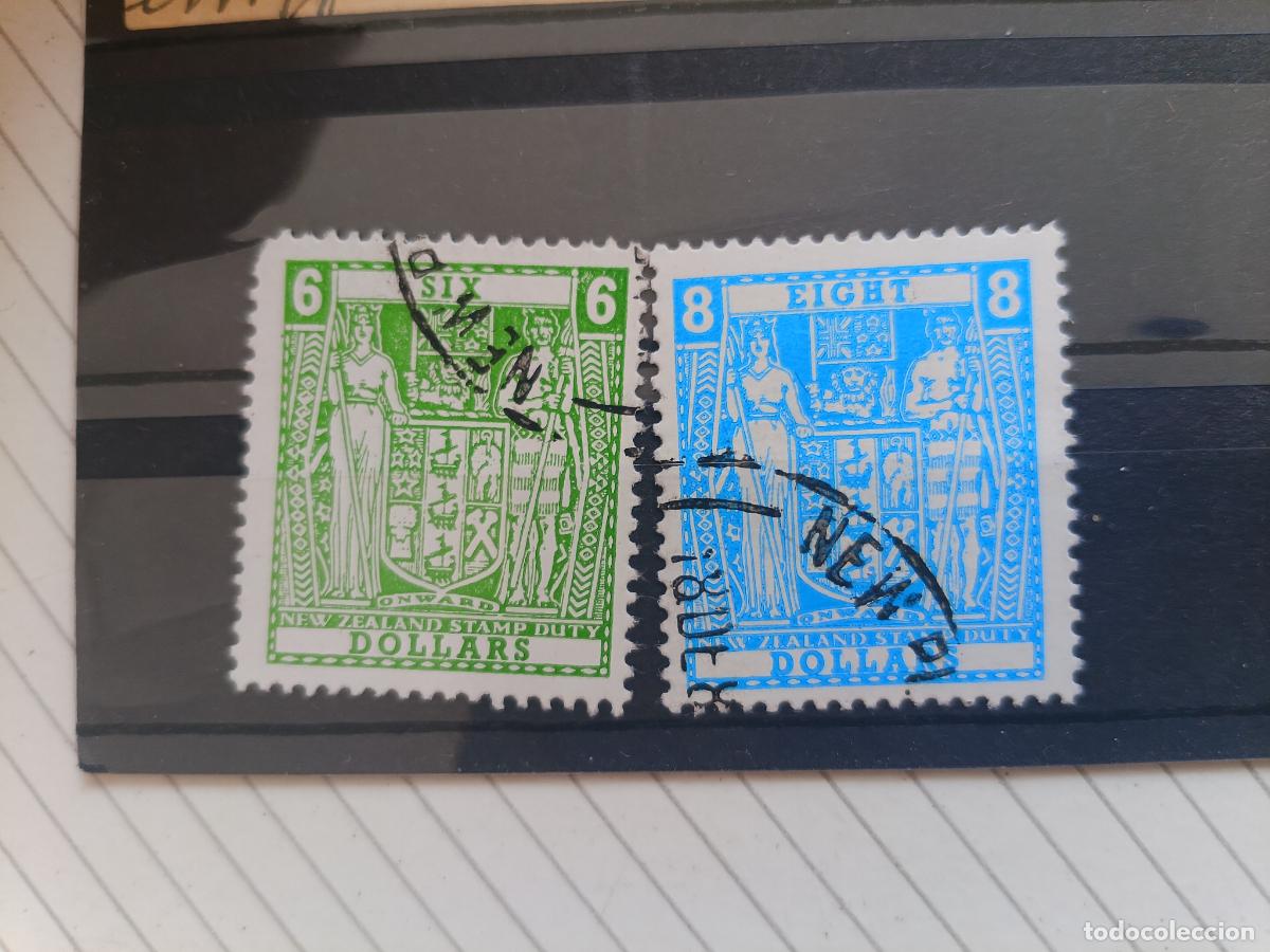 Sellos: Nueva Zelanda. 2 timbres fiscales, impuestos