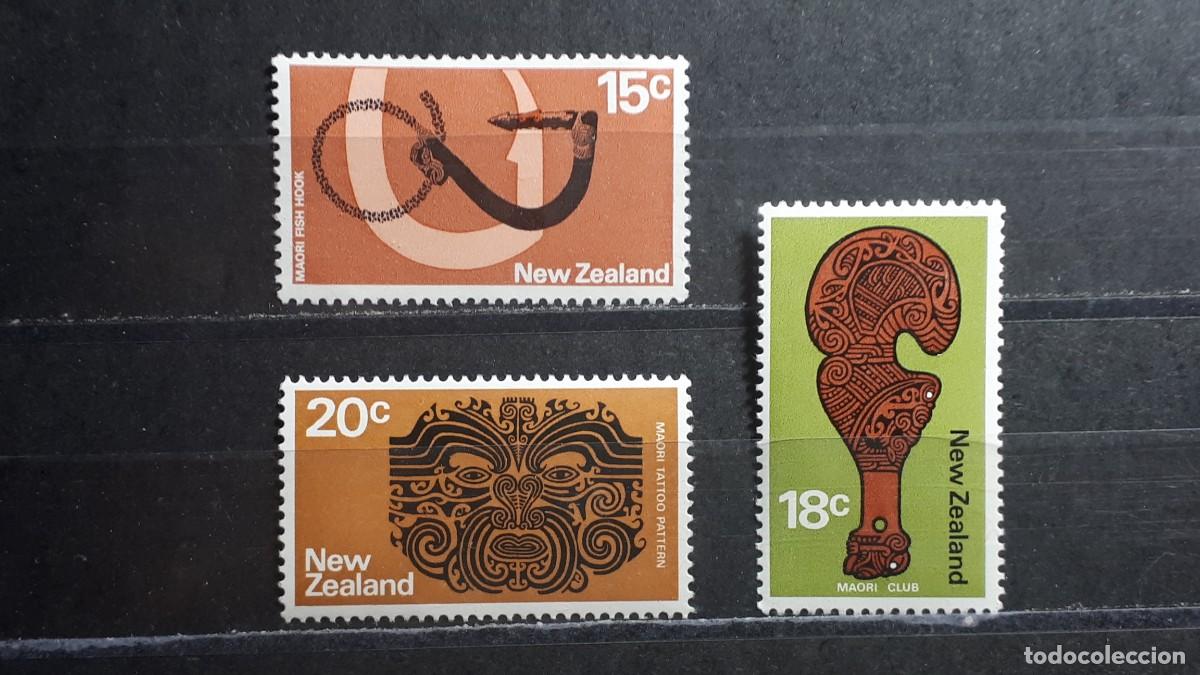 Sellos: NUEVA ZELANDA. A&Ntilde;O 1971. **. YVERT 527/9