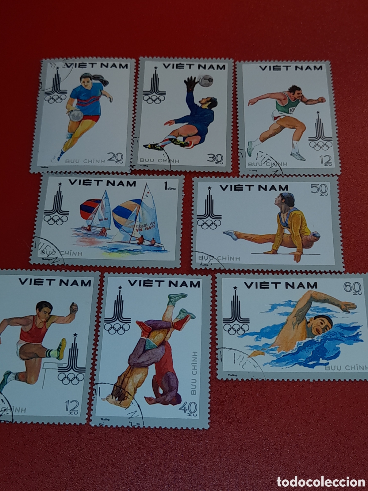Sellos: Sello Vietnam mtdo 1980. Juegos olimpiada Mosc&uacute;. Deporte. Atletas. Nataci&oacute;n. Judo. Velero. F&uacute;tbol. S