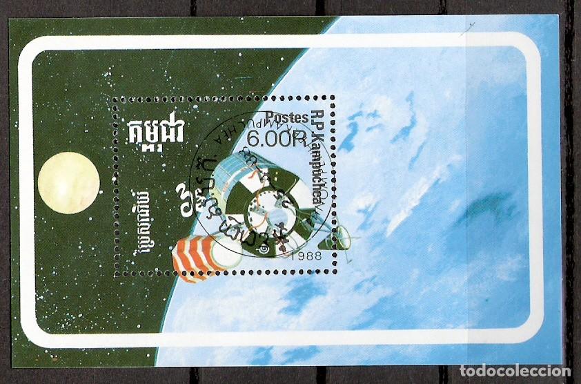 Sellos: CAMBODIA - CAMBOYA - 1988 - PEQUE&Ntilde;O BLOQUE CON C&Aacute;PSULA ESPACIAL - ESTAMPADO