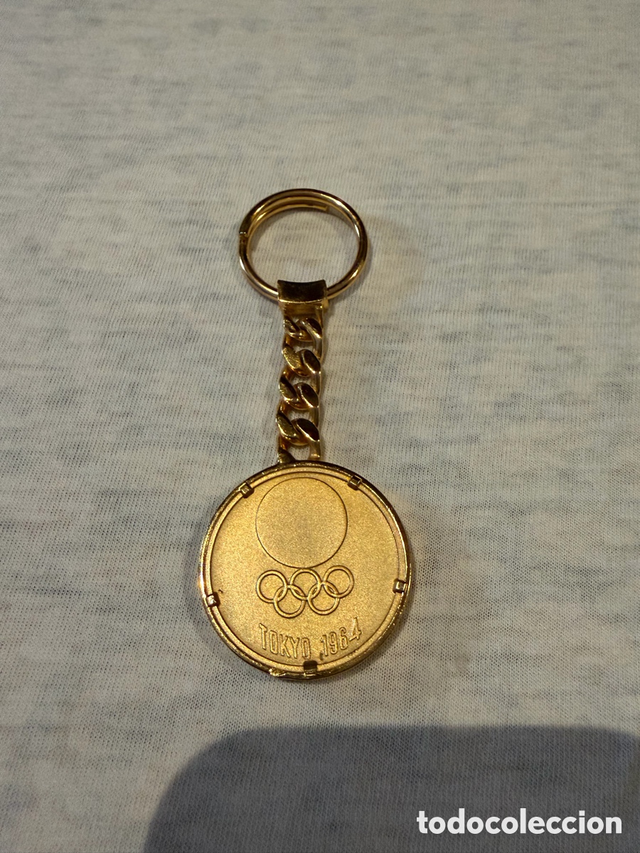 Sellos: Llavero medalla oficial centenario COI(1894-1994)-Tokio 1964