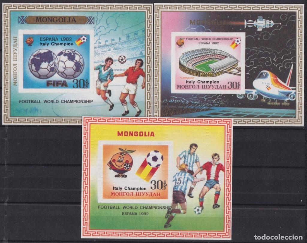 Timbres: F-EX52422 MONGOLIA MNH 1982 SOCCER FOOTBALL IMPERF OVERPRINTED SPECIAL TEXTURE ONLY 3.