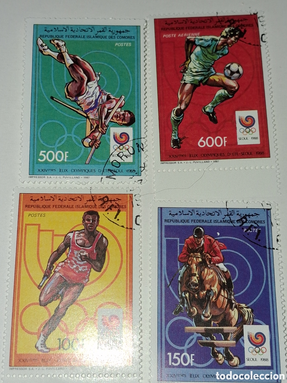 Sellos: Sello (2series) Comoras mtdo 1976. Juegos olimpiada. Se&uacute;l. Deporte. F&uacute;tbol. Carreras. H&iacute;pica. Caball