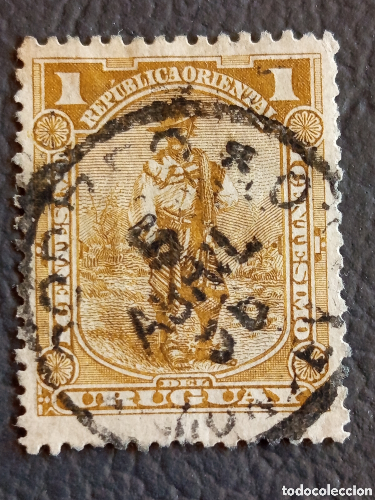 Sellos: Sello de Uruguay 1895 - 1 Cent&eacute;simo &rdquo;Gaucho&rdquo; (Scott #108) Usado
