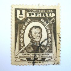Sellos: SELLO POSTAL ANTIGUO PERU 1951 1 SOL TORIBIO DE LUZURIAGA PRIMER GRAN MARISCAL