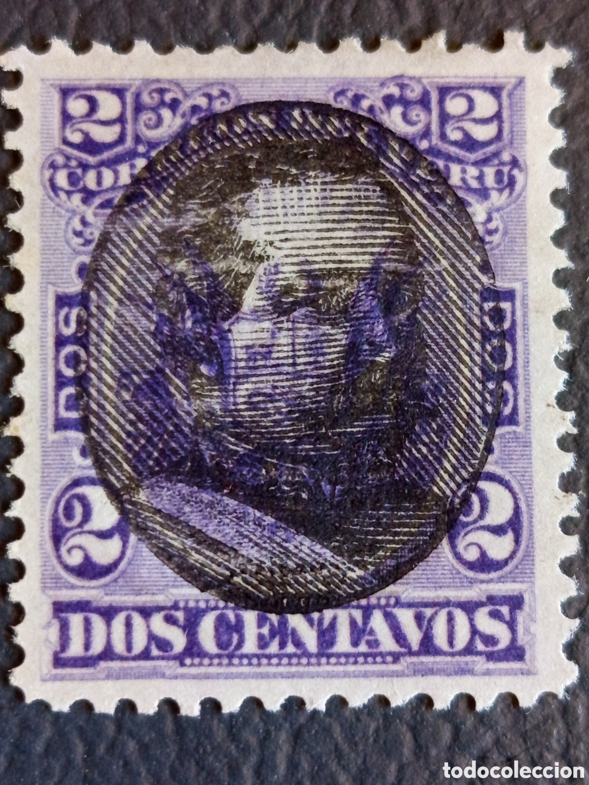 Sellos: Per&uacute; 2 Centavos Violeta Retrato CORREOS Doble sobreimpreso