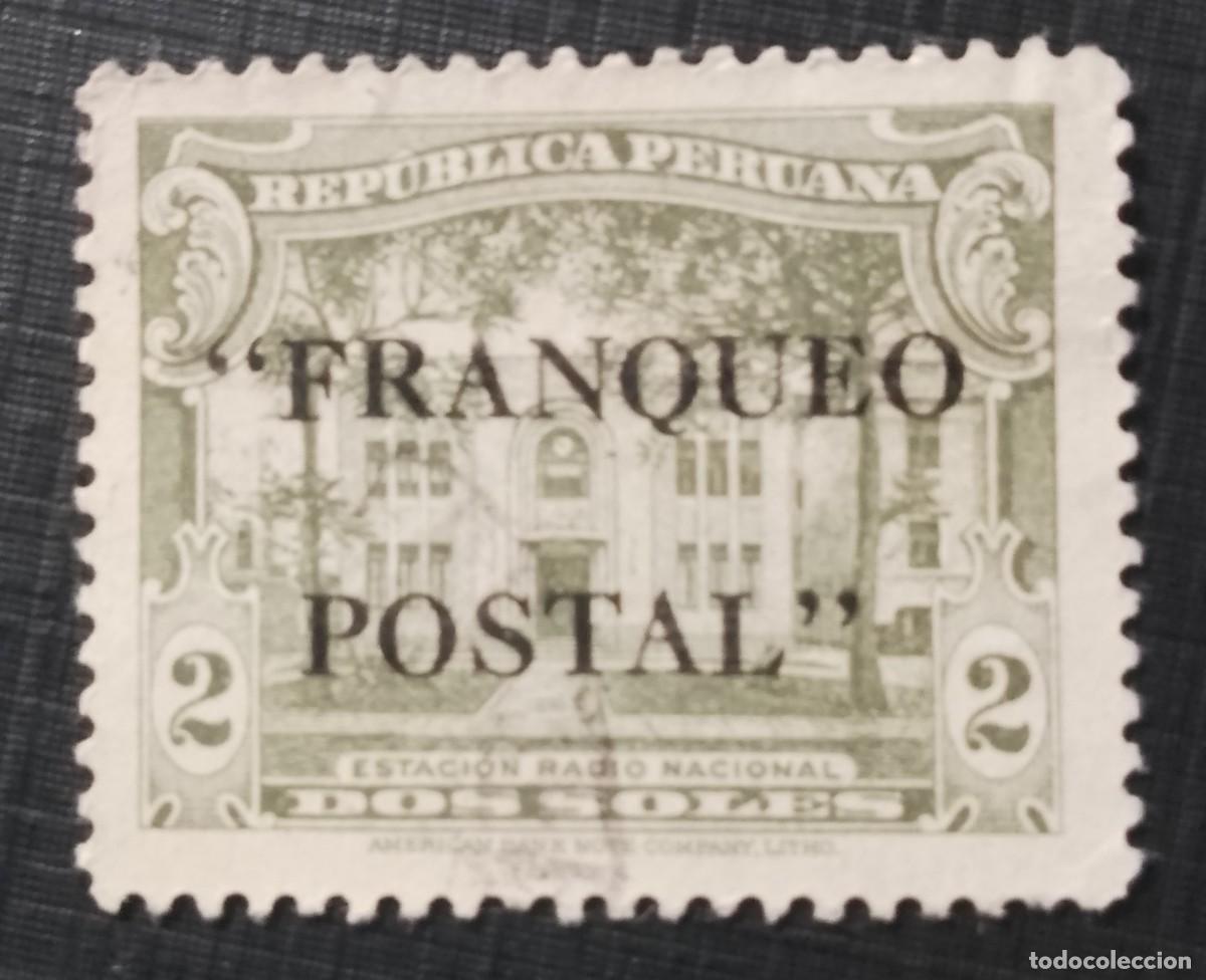 Sellos: V/F 2 SOLES - ESTACION RADIO NACIONAL - SOBRECARGADO: FRANQUEO POSTAL.