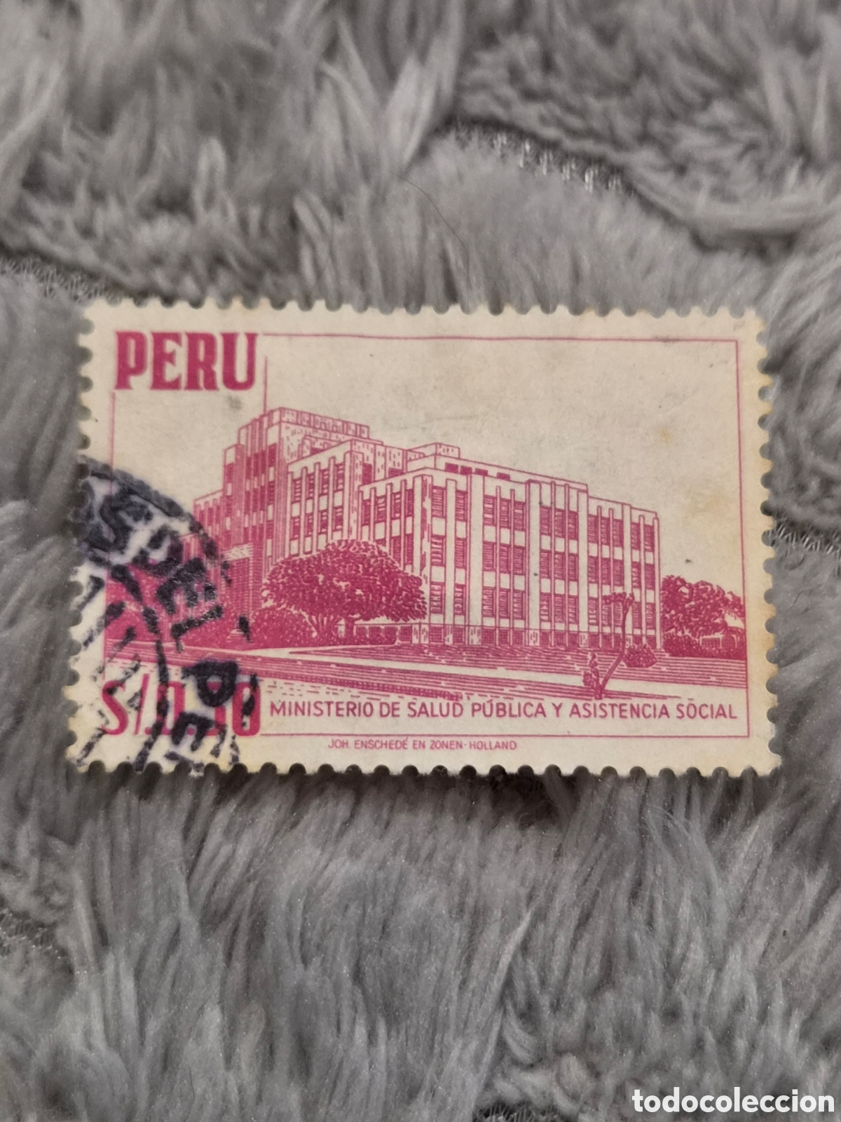 Sellos: Sello Postal Per&uacute; 1945 - Ministerio De Salud S/. 1.90 Sobrecarga (Usado)