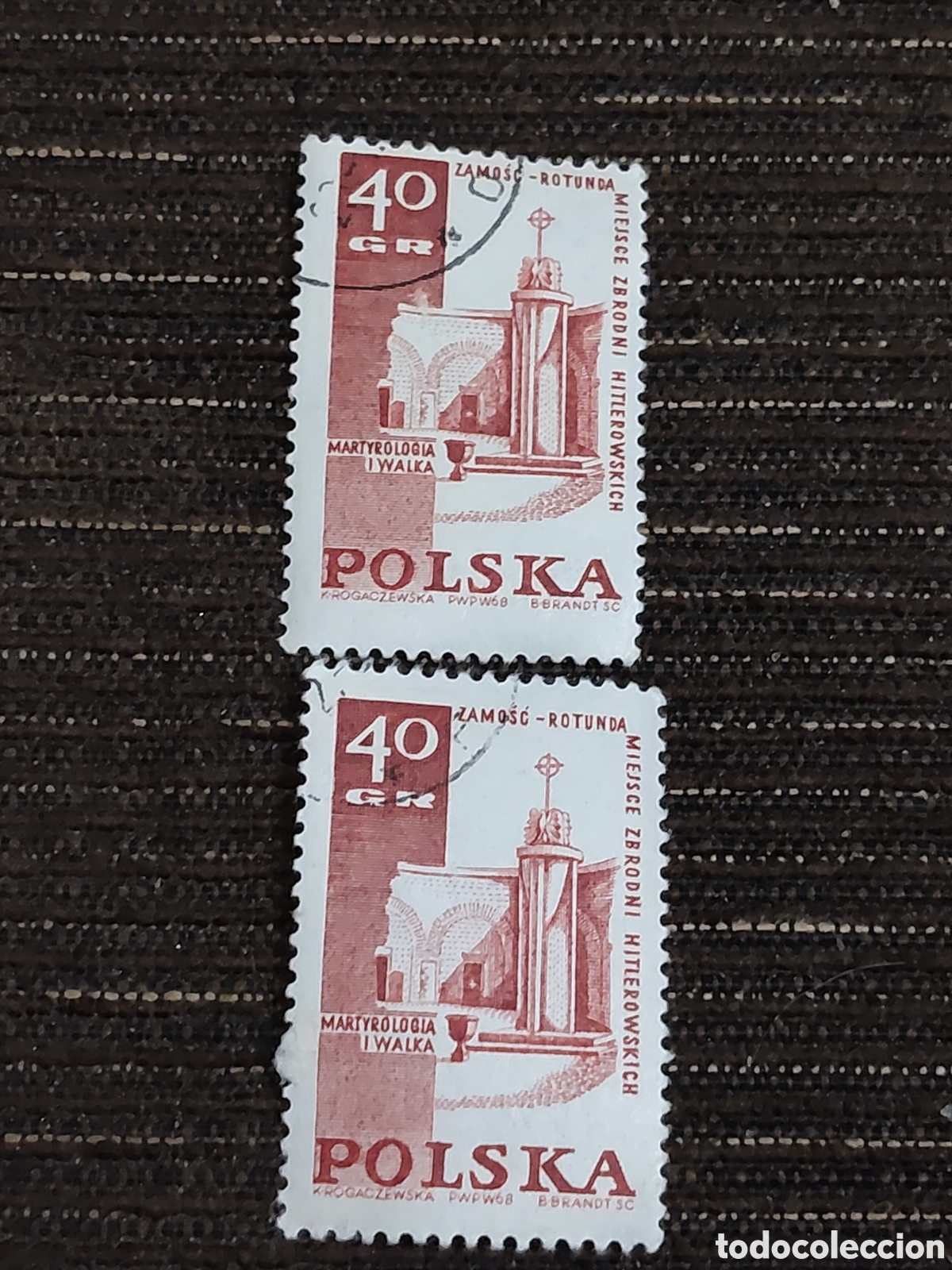 Sellos: 2 sellos de Polonia lucha y martirio del pueblo polaco (1939+45) 1968
