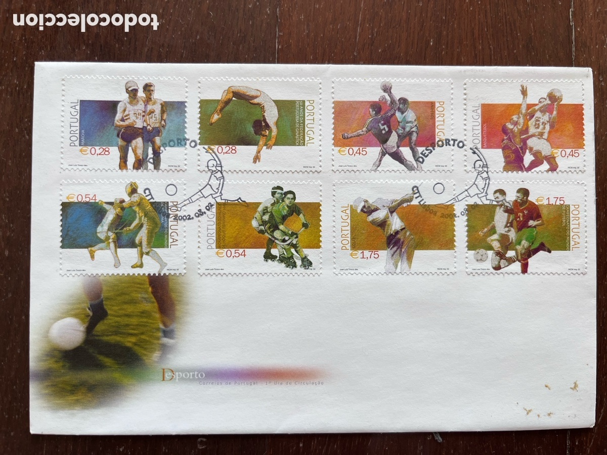 Sellos: Portugal 2002 - Desporto - 2 FDC - Mundial de Futebol Coreia/Jap&atilde;o + S&eacute;rie 8 Desportos