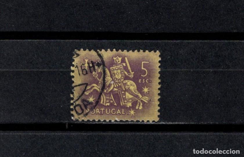 Timbres: Sello usado. Escudo del rey Dinis. 5 centavos. 1953. Yvert 774.