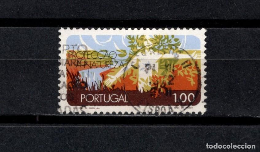 Sellos: Sello usado. Protecci&oacute;n medio ambiente.Naturaleza y el hombre. 1 escudo. 1971 Yvert 1132