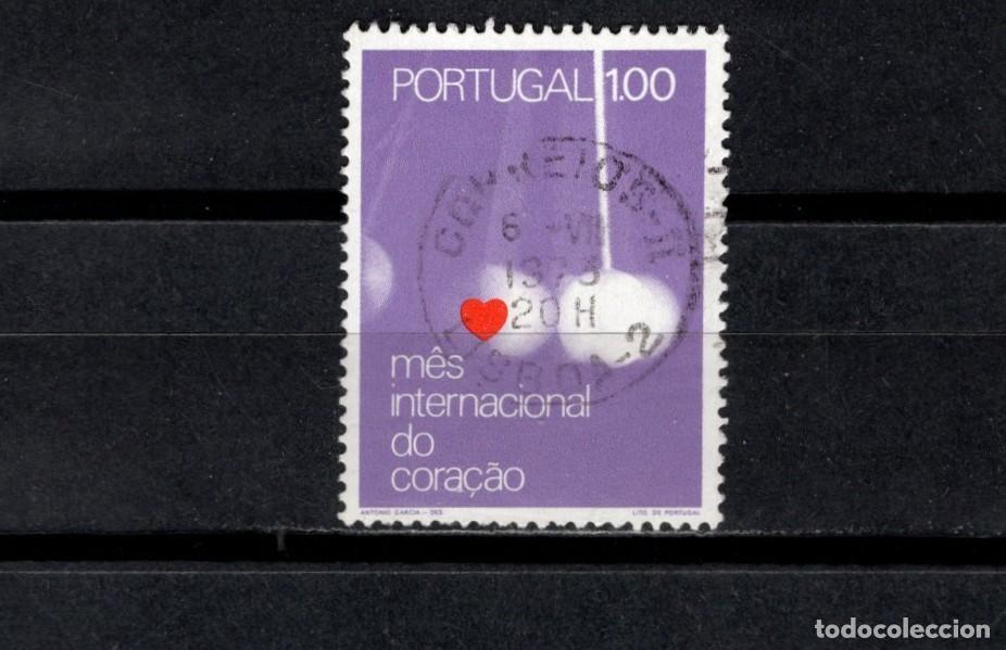 Sellos: Sello usado. Mes internainal del coraz&oacute;n. 1 escudo. 1972. Yvert 1147.