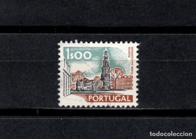 Sellos: Sello usado. Ciudades y paiajes. Torre de los cl&eacute;rigos. Oporto. 1 escudo. 1972. Yvert 1137.