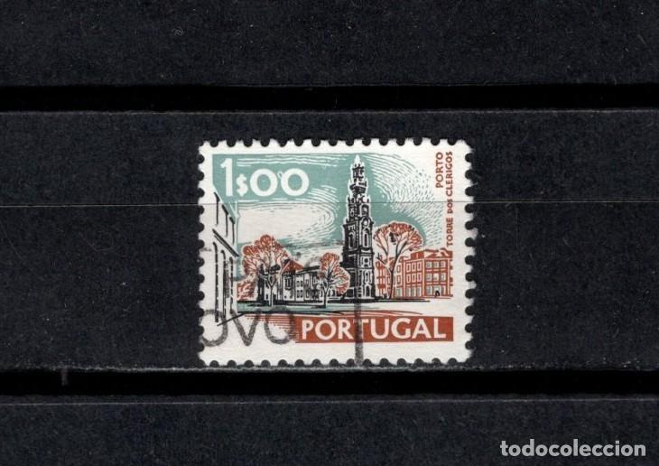 Sellos: Sello usado. Ciudades y paiajes. Torre de los cl&eacute;rigos. Oporto. 1 escudo. 1972. Yvert 1137.
