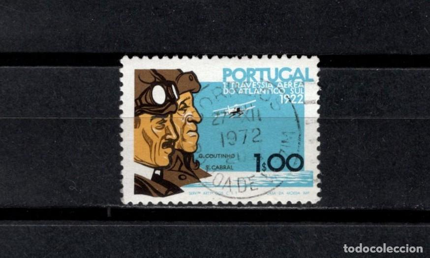 Sellos: Sello usado. L Aniversario del vuelo Lisboa-Rio de Janeiro. 1 escudo. 1972. Yvert 1169.