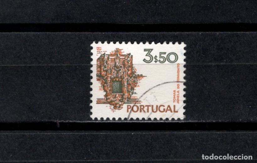 Sellos: Usado. Ciudades y Monumentos. Ventada de convento. Tomar. 3,50 escudos. 1973. Yvert 1194.