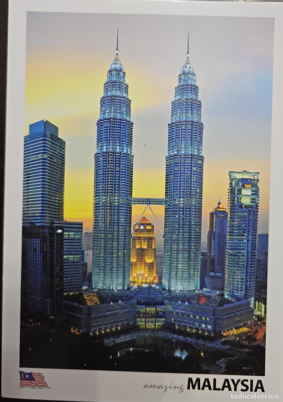 Sellos: CMI) 2002. MALAYSIA. TOURIST POSTCARD. THE PETRONAS TWIN TOWERS OF KUALA LUMPUR. XF