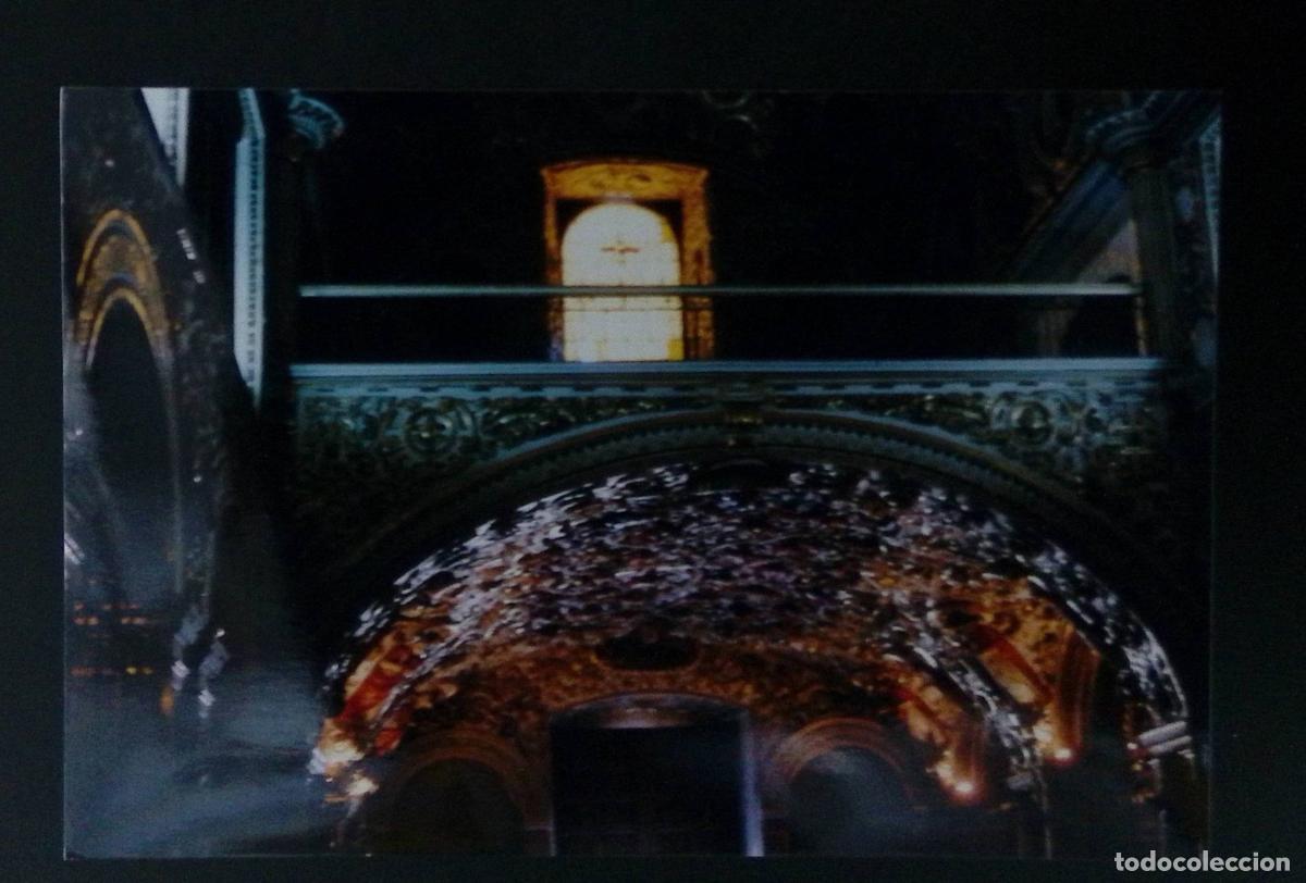 Sellos: CMI) 1990. EL SALVADOR. ART. DARK INTERIOR VIEW OF THE HIGH ALTAR OF THE CATHEDRAL OF THE SAVIOR (CA