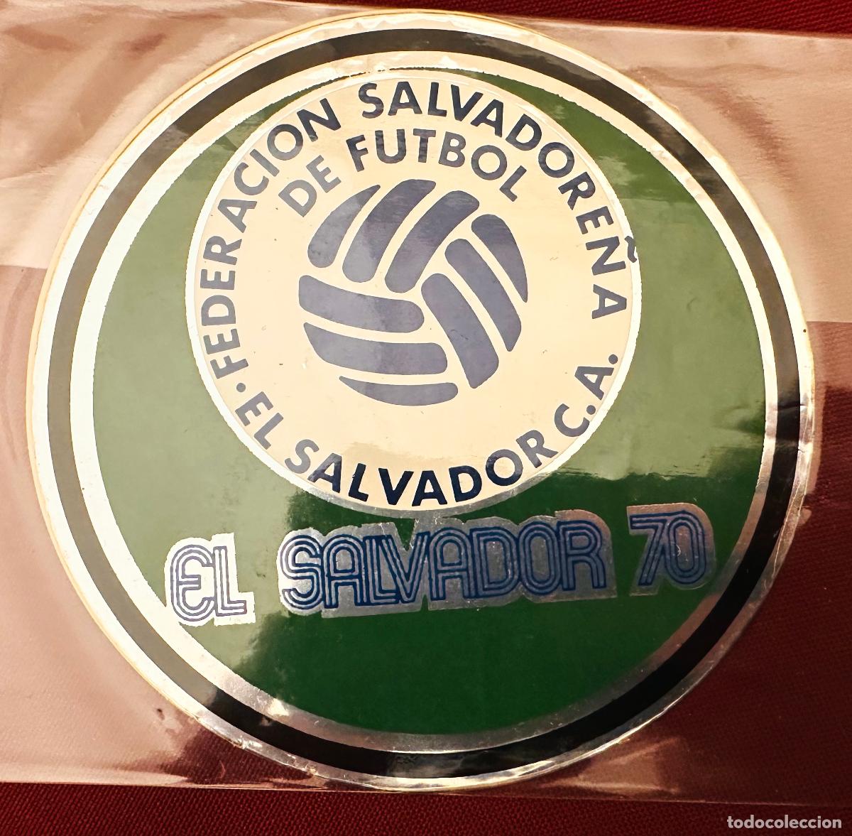 Timbres: CMI) 1970. EL SALVADOR. EL SALVADOR SEVENTY EMBLEM WITH BALL DOMESTIC MAIL XF