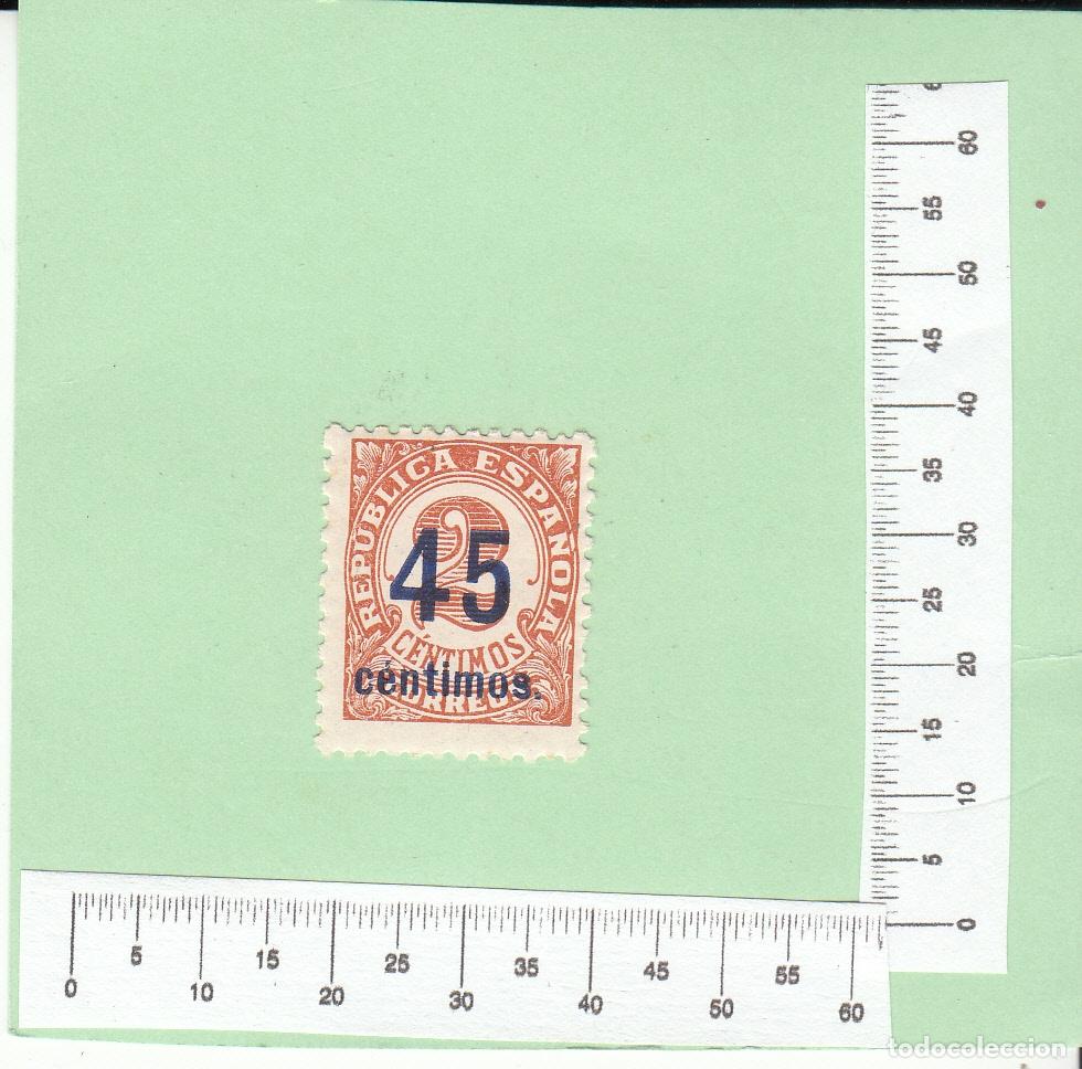 Stamps: CRS0220 SELLO ESPA&Ntilde;A N&ordm; CAT 743 HCC XX XX VARIEDAD DE DENTADO 11 1-4 20