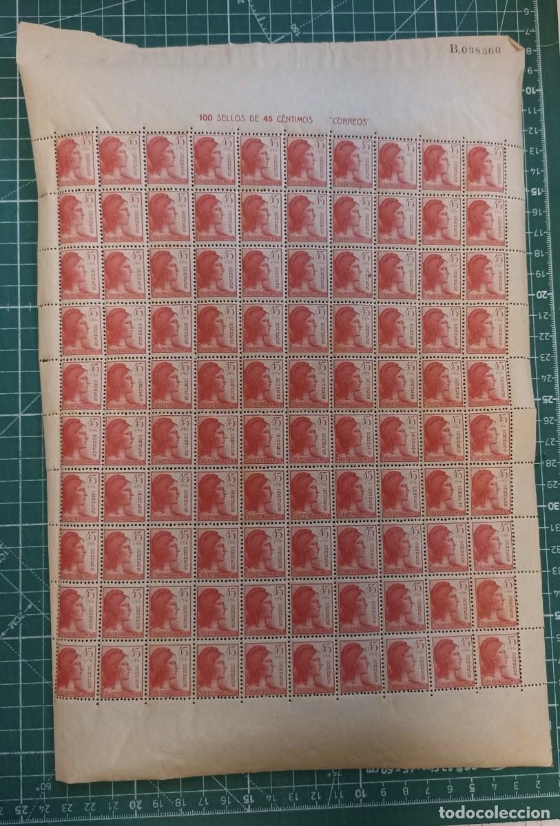 Sellos: Espa&ntilde;a 1938. Alegor&iacute;a de la Rep&uacute;blica. Pliego de 100. Edifil 752 **