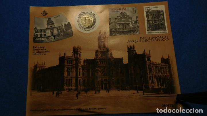 Sellos: Felicitaci&oacute;n del presidente de Correos con dedicatoria y hoja bloque del edificio de correos - Foto 3