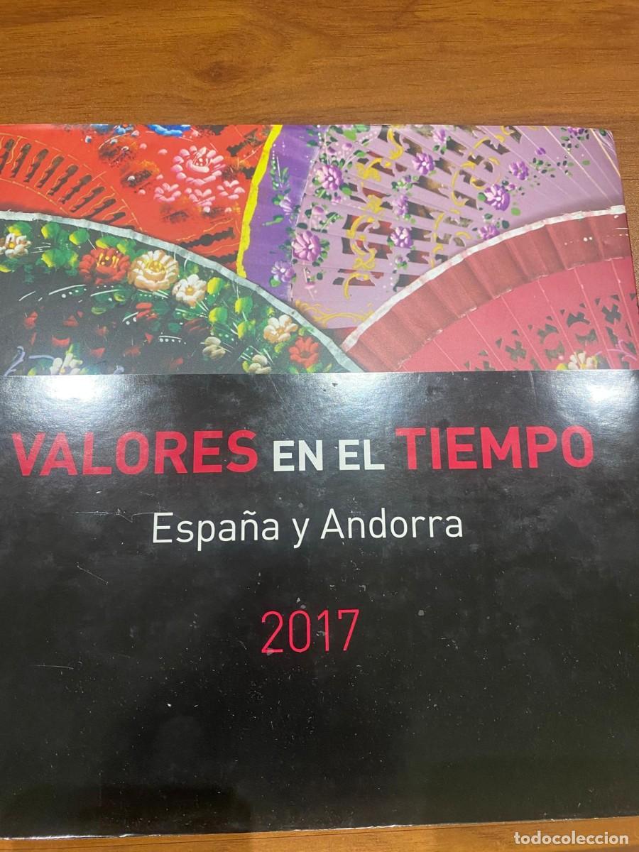 Sellos: LIBRO DE CORREOS -VALORES DEL TIEMPO A&Ntilde;O 2017- SIN SELLOS
