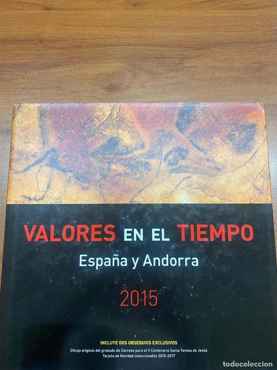 Sellos: LIBRO DE CORREOS -VALORES DEL TIEMPO A&Ntilde;O 2015- SIN SELLOS