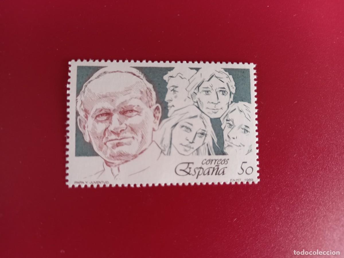 Sellos: 1989. El Papa y la juventud - Foto 1