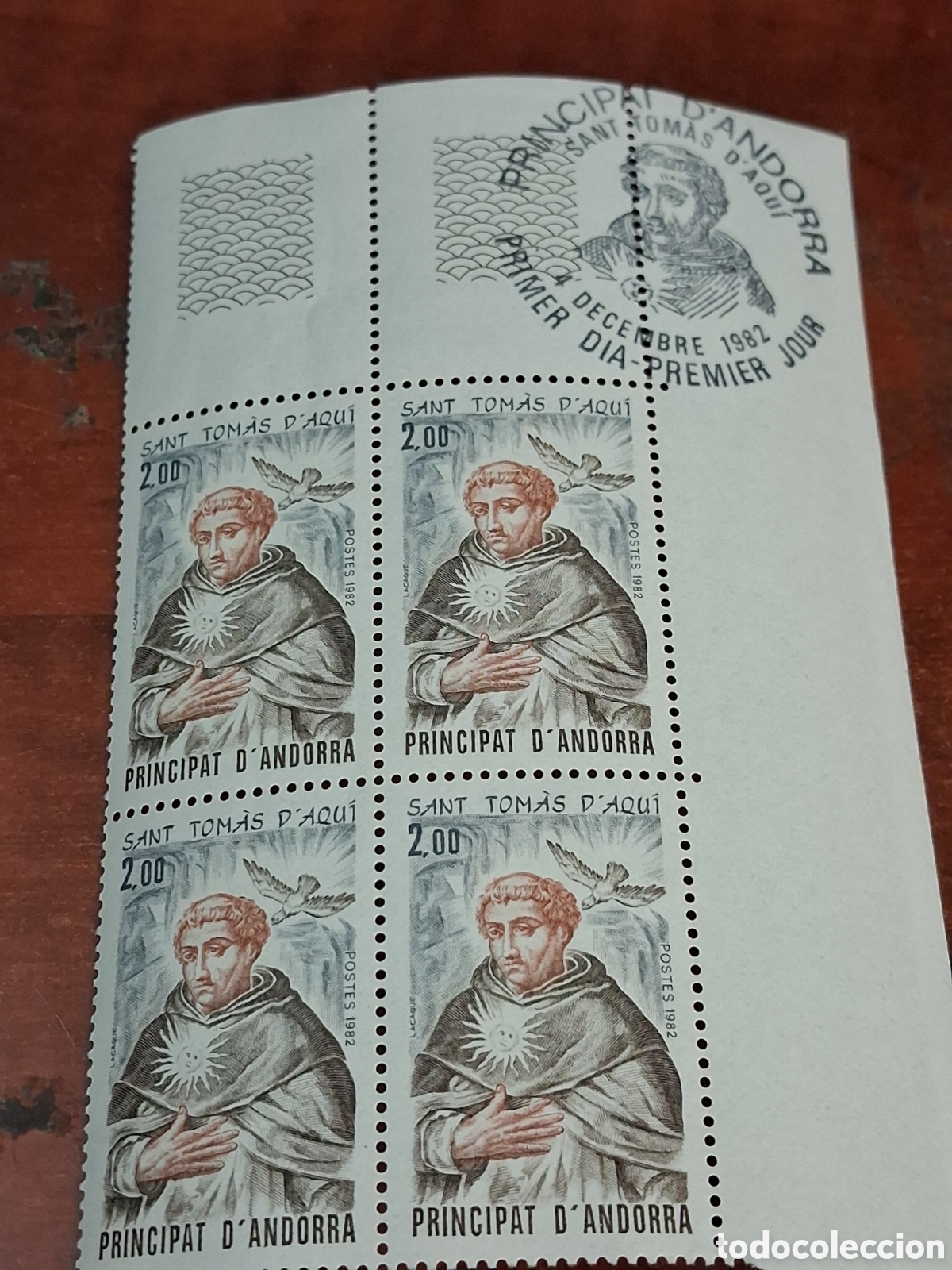 Sellos: Sello Andorra Francesa nuevo 1982. Santo Tom&aacute;s Aquino. Religi&oacute;n. Folclore. Paloma. Ave. P&aacute;jaro.