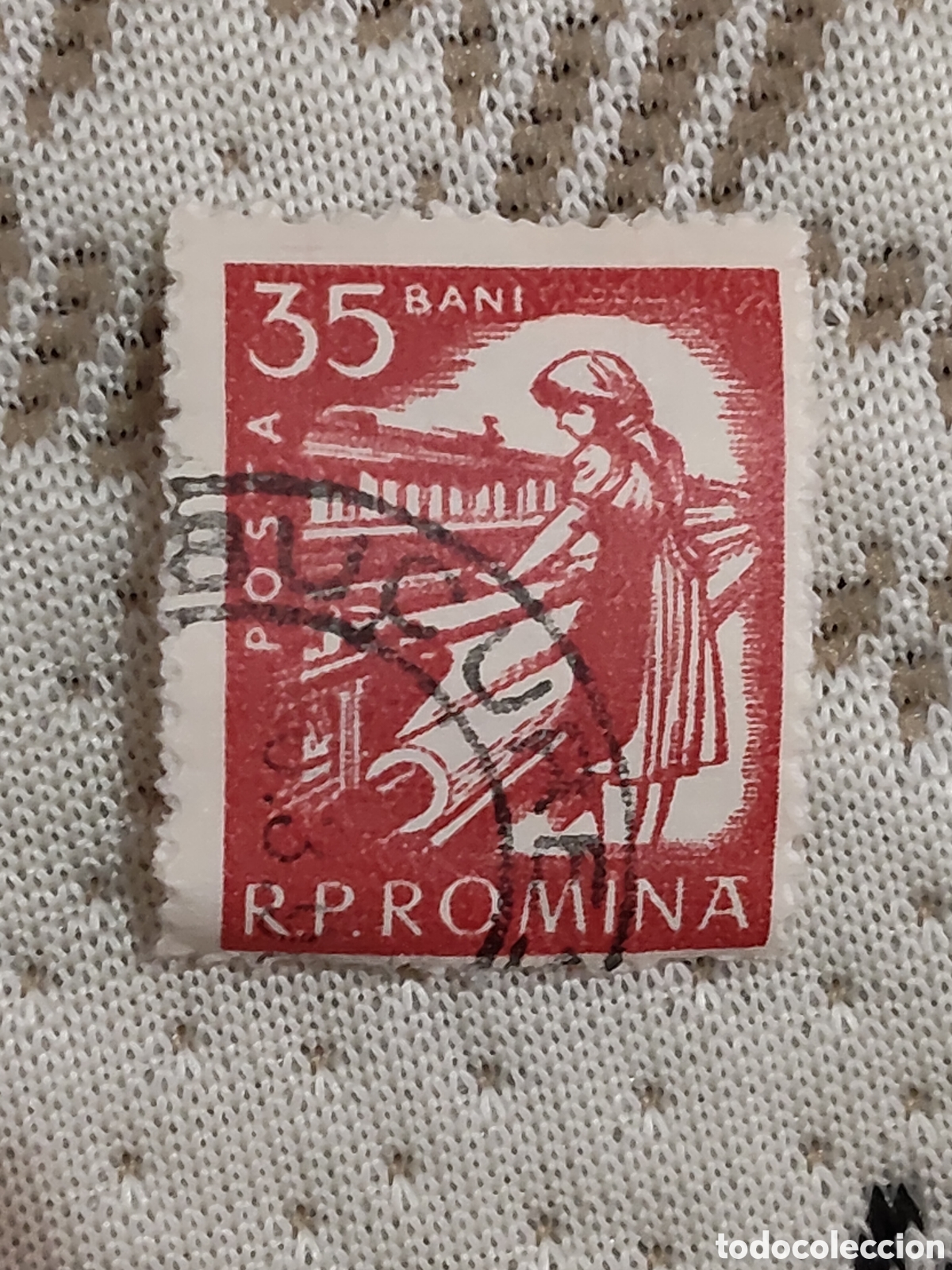 Sellos: Sello de Ruman&iacute;a mujer tejedora 1960 usado