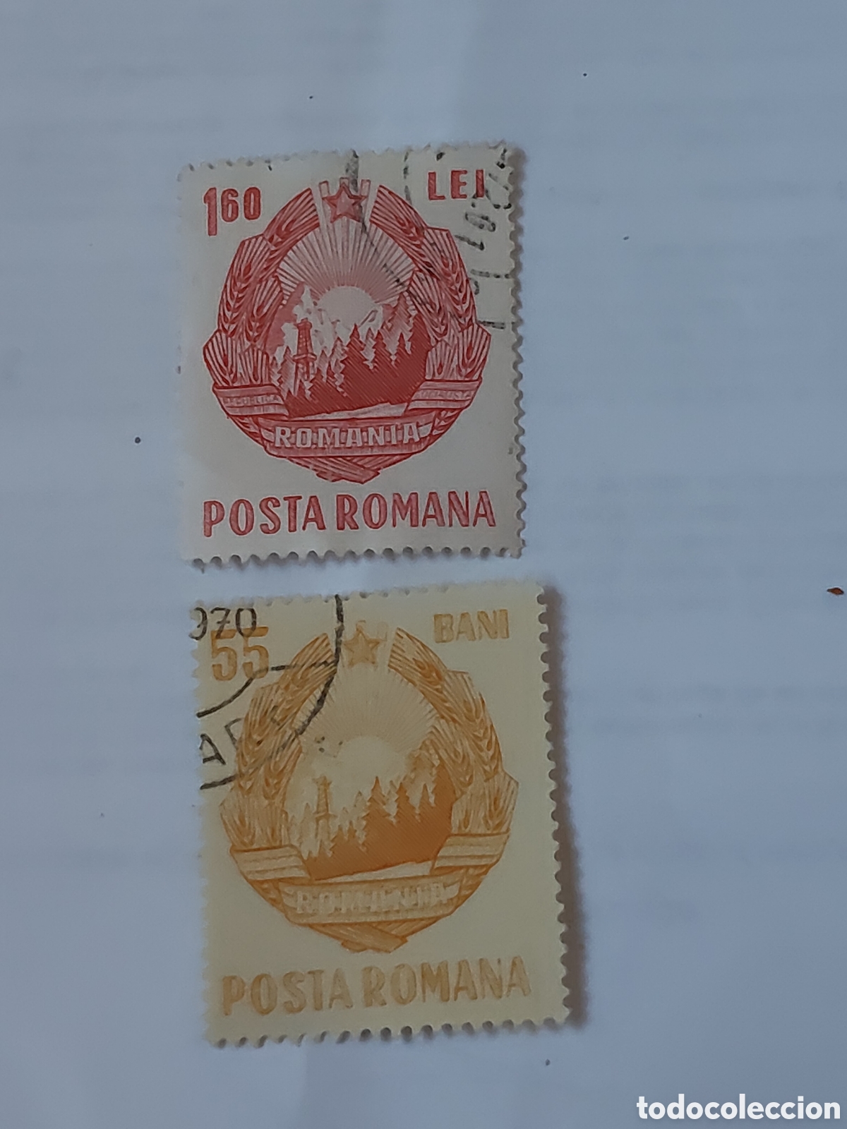 Sellos: 2 sellos de Ruman&iacute;a escudo de armas de la naci&oacute;n 1967