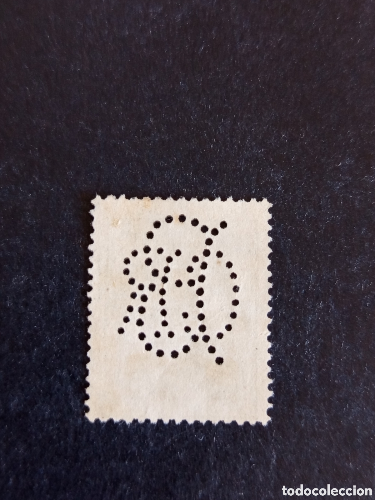Sellos: Ruman&iacute;a, 1909. Rey Carlos I. Yv. 220 perforado. Pedido m&iacute;nimo 3 &euro;. Ver fotos.