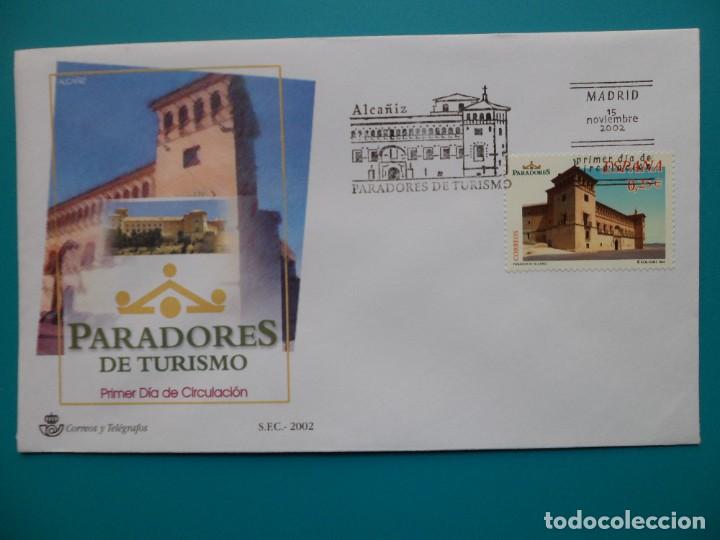 2002-ESPAÑA-SELLOS-SOBRES PRIMER DIA-SERIE COMPLETA-PARADORES DE TURISMO-ALCAÑIZ (Sellos - Extranjero - Europa - Rusia)