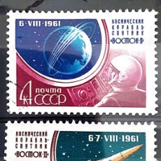 Sellos: RUSIA (URSS) Nº 2452/2453º TITOV, SEGUNDO COSMONAUTA. SERIE COMPLETA