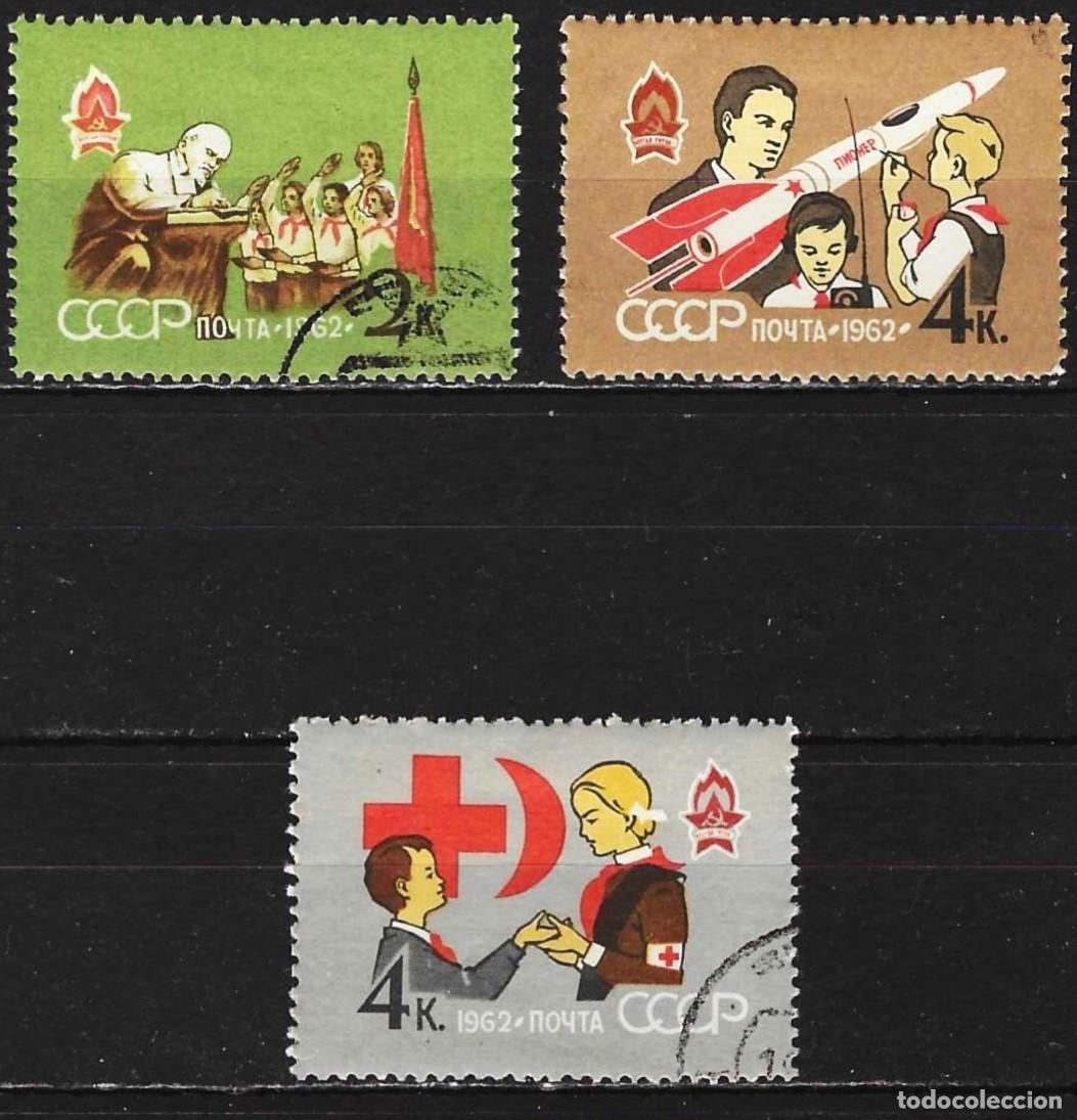 Sellos: Rusia 1964 - Mi 2600, 602 y 603 - YT 2520, 22 y 23 - Escultismo de Lenin