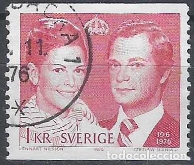 Sellos: SUECIA 1976 - BODA DEL REY CARLOS GUSTAVO XVI CON SILVIA, ROJO - USADO