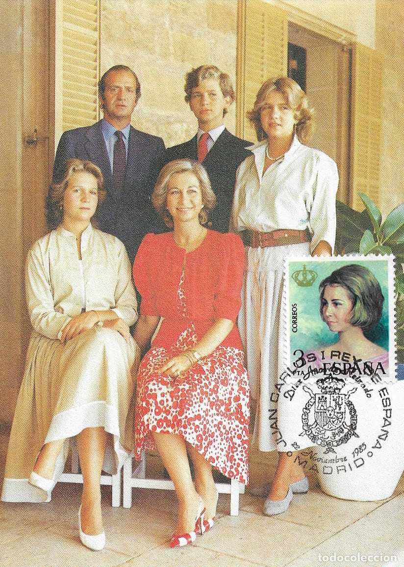 Sellos: DON JUAN CARLOS I Y DO&Ntilde;A SOFIA REYES DE ESPA&Ntilde;A 1975 (EDIFIL 2303) EN TM MOD 1 DIEZ A&Ntilde;OS REINADO 1985