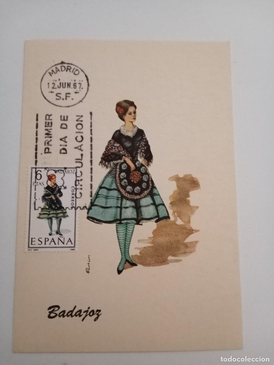 Sellos: TARJETA M&Aacute;XIMA, A&Ntilde;O 1967, PRIMER D&Iacute;A DE CIRCULACI&Oacute;N, BADAJOZ, TRAJE REGIONAL, NUEVA, SIN CIRCULAR.
