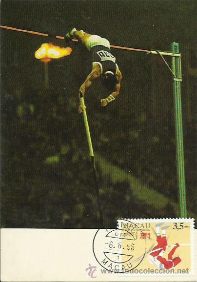 Sellos: TARJETA M&Aacute;XIMA. MACAU. 1995. SALTO CON VARA. - Foto 1