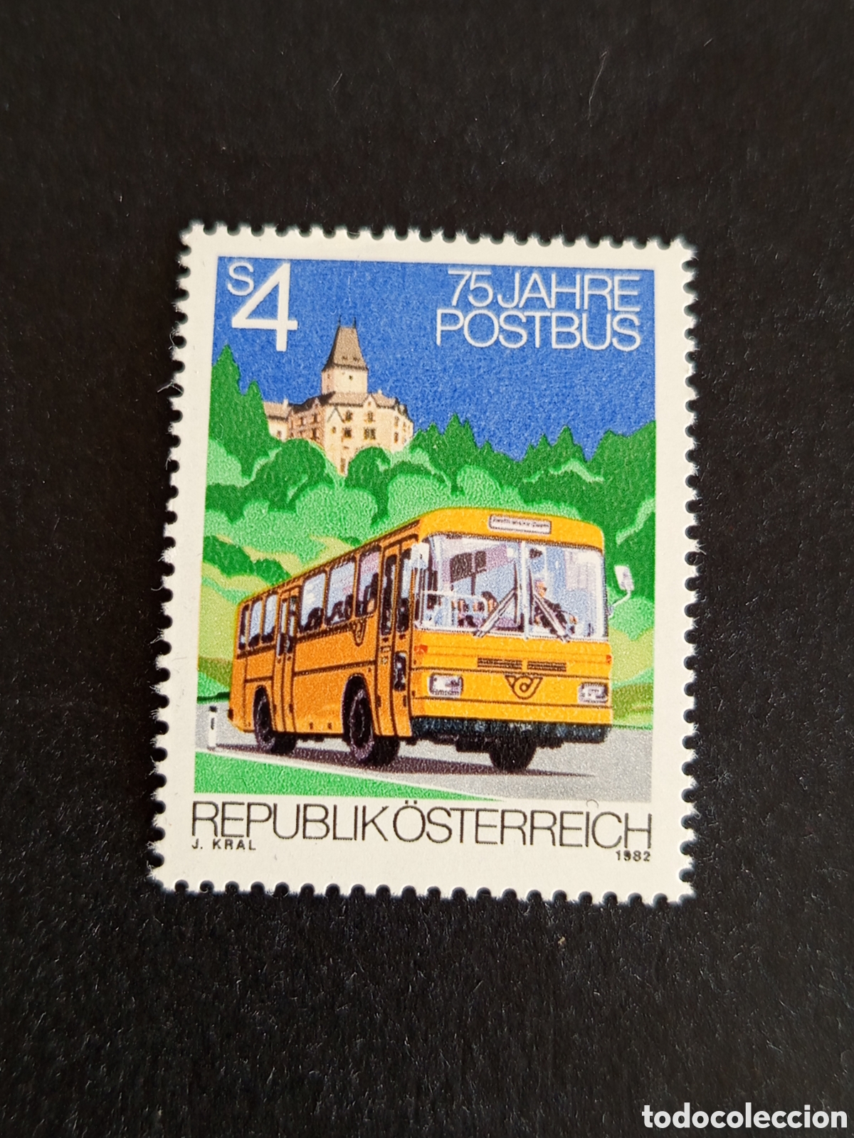 Sellos: AUSTRIA, 1982. Servicio postal: autob&uacute;s. Yvert 1543. Pedido m&iacute;nimo 3 &euro;. Ver fotos. Serie completa