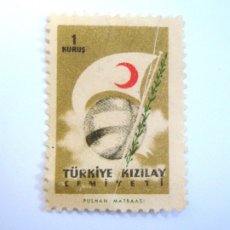 Sellos: SELLO POSTAL ANTIGUO TURQUIA 1957 1 KURUS SÍMBOLO DE LA MEDIA LUNA ROJA EN LA BANDERA Y GLOBO