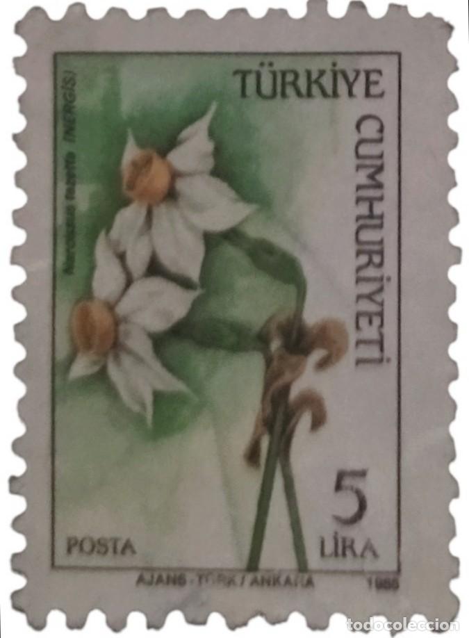 Sellos: TURQU&Iacute;A 1985 Flores. USADO.