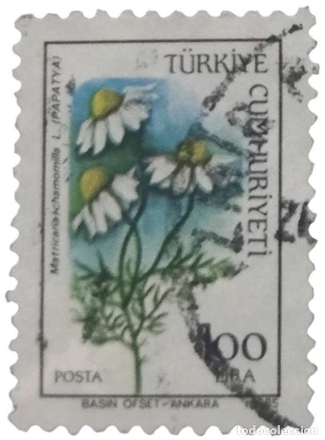 Sellos: TURQU&Iacute;A 1985 Flores. USADO.