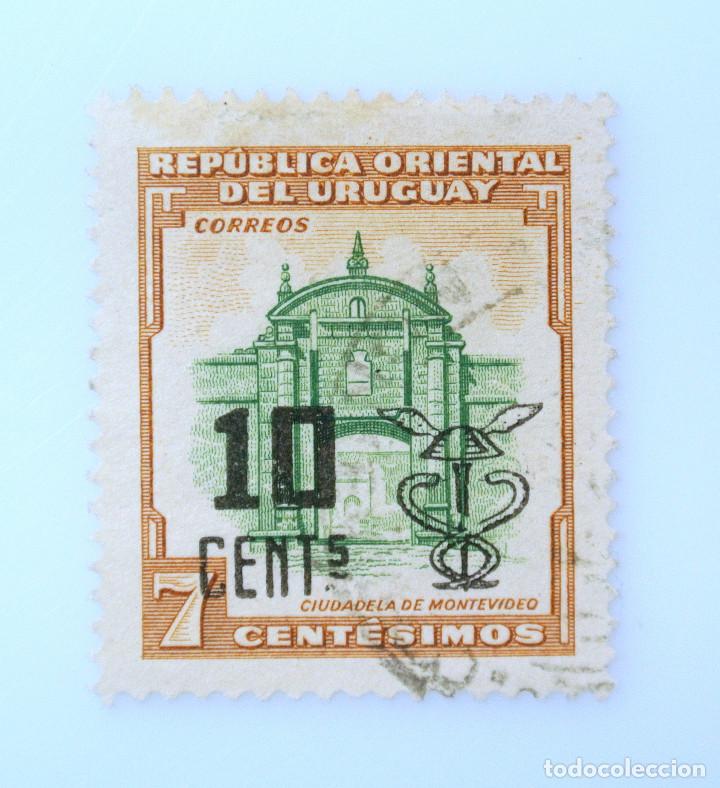 SELLO POSTAL URUGUAY 1958, 10 C, ARQUITECTURA, CIUDADELA DE MONTEVIDEO, OVERPRINT, USADO (Sellos - Extranjero - América - Uruguay)