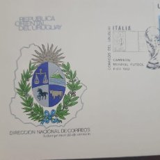 Sellos: P) 1982 URUGUAY, ITALY WORLD FOOTBALL CHAMPIONS, COAT OF ARMS, NATIONAL POST OFFICE, FDC XF