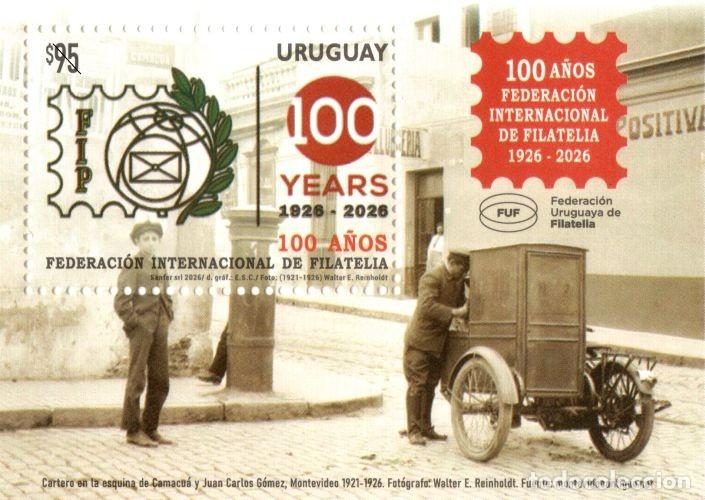 Sellos: 1896 URUGUAY 2026-100a. Federaci&oacute;n Internacional de Filatelia 1926 -2026 TT:Carteros